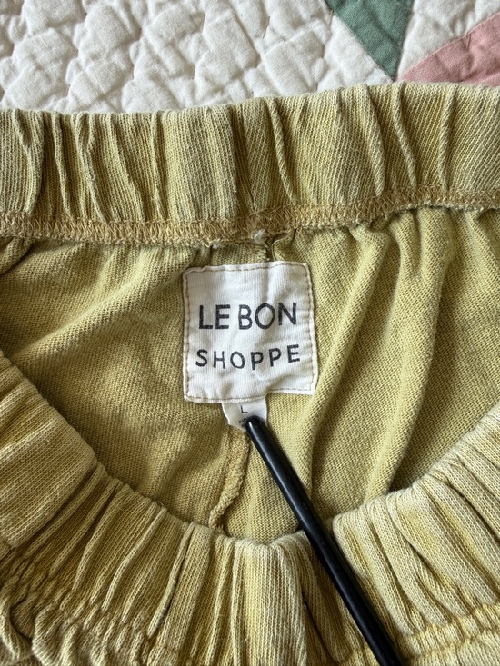 Le Bon Shoppe Chartreuse Shorts - Picture 2 of 2